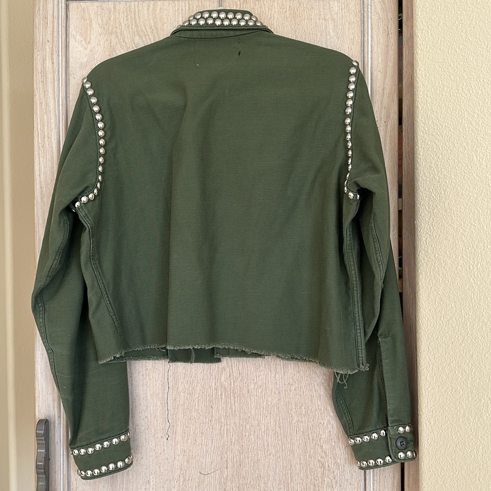 American Vintage Cropped Green Jacket with Silver Studs - Picture 5 of 5